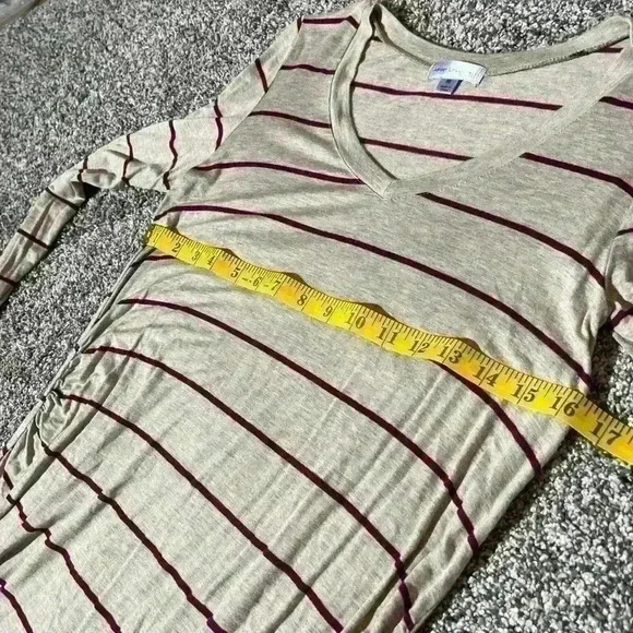 JUNIPER LANE MATERNITY Beige Burgundy Striped V-Neck Long Sleeve M - Picture 2 of 8